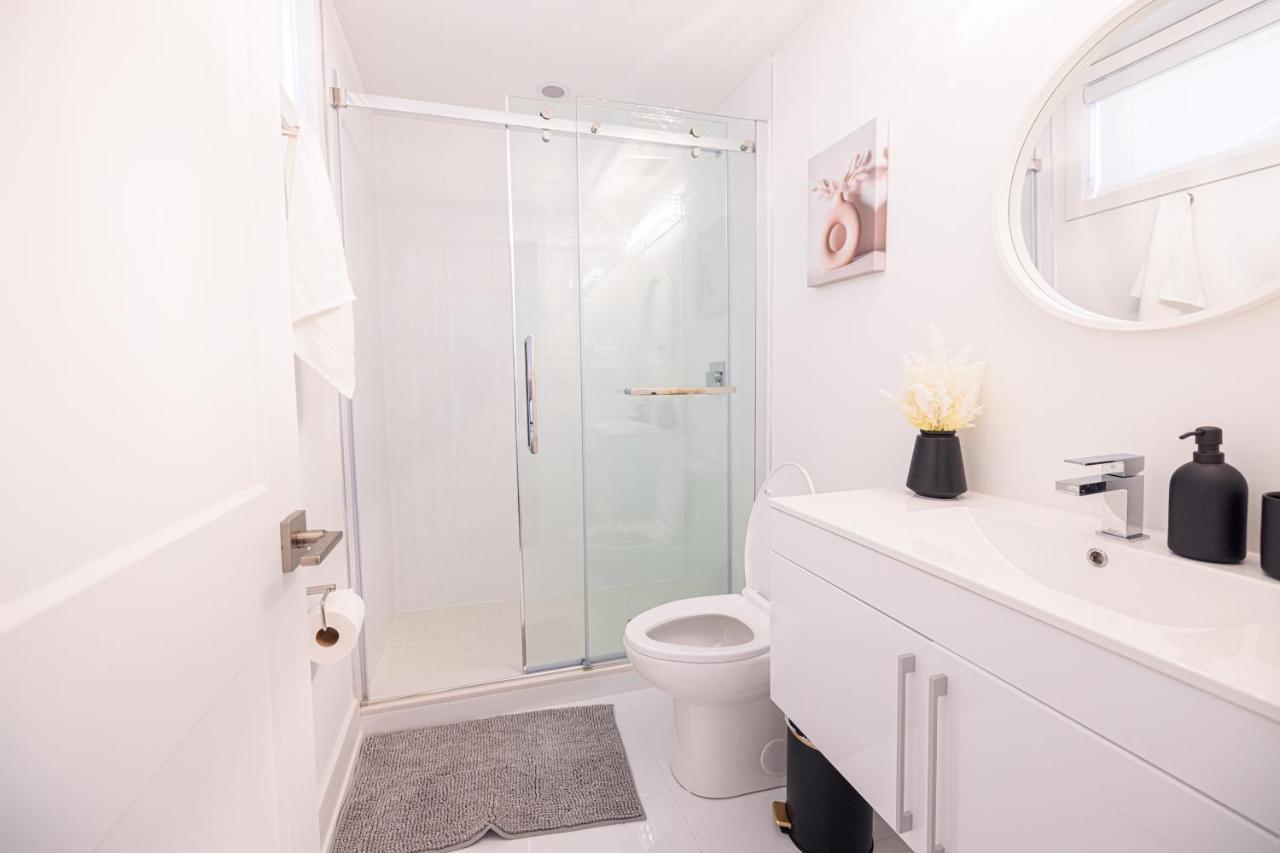 Luxury & Comfy Apartment, Mins Drive To All Niagara Falls Attraction Екстериор снимка